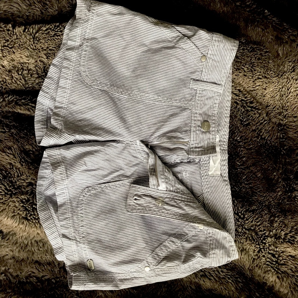 Crave design, stripe blue and white shorts